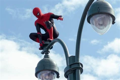 Spider-Man: No Way Home'ın Paralel Evrenler Arası Kesişim Noktaları ve Süper Kahramanlar